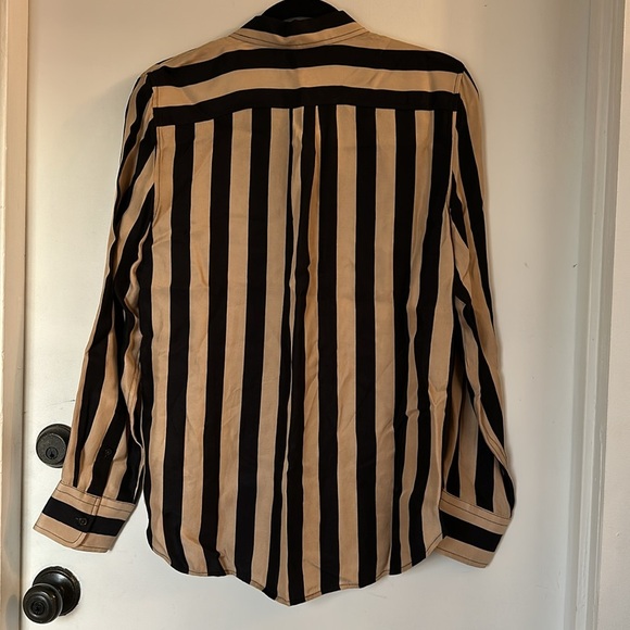 J Crew Classic fit cupro blend shirt in stripe Tan Black Button Down 8 NWT - Picture 7 of 7